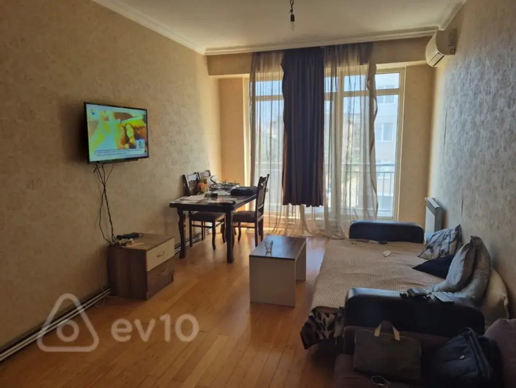 Kirayə verilir 3 otaqlı yeni tikili 70 m²