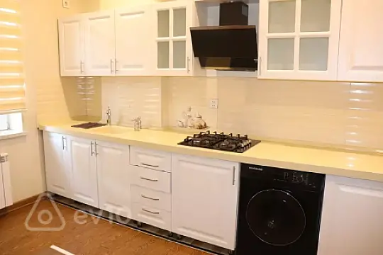 Kirayə verilir 3 otaqlı yeni tikili 150 m² — Bakı, Yasamal 3 otaq 150.00 m²