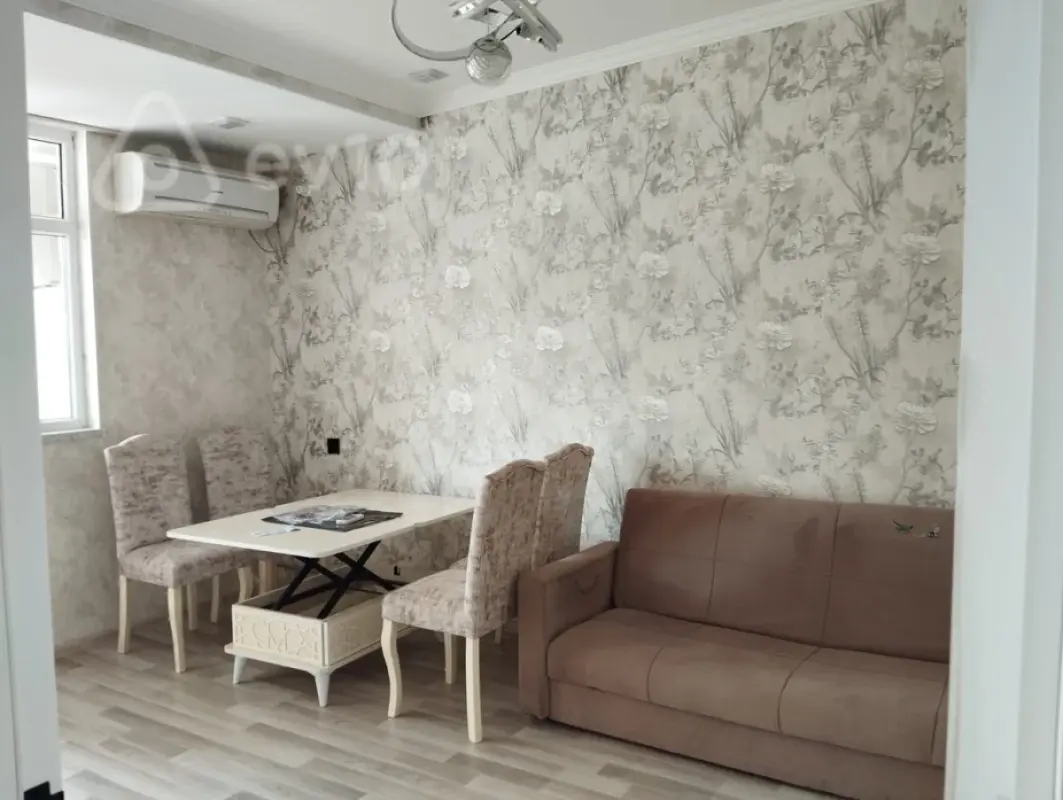 Kirayə verilir 2 otaqlı yeni tikili 52 m²