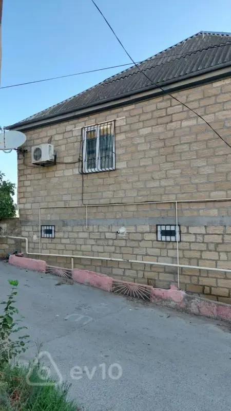 Kirayə verilir 2 otaqlı həyət evi 120 m²