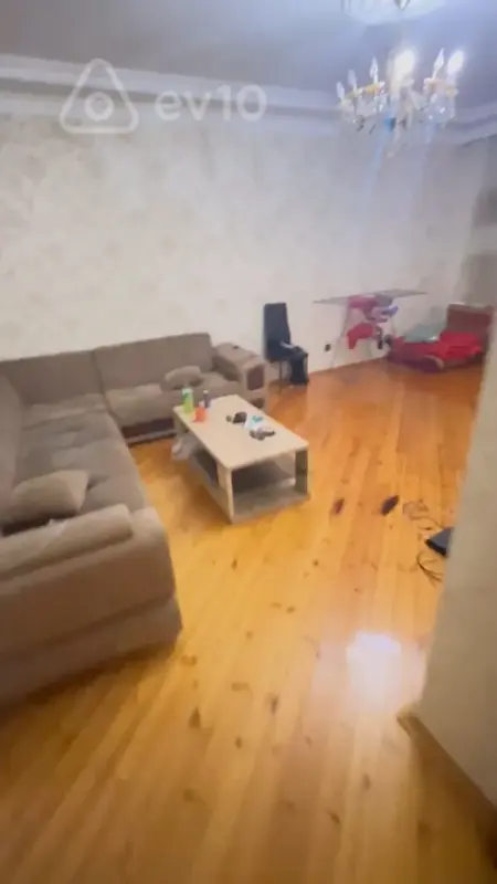 Kirayə verilir 2 otaqlı yeni tikili 80 m²