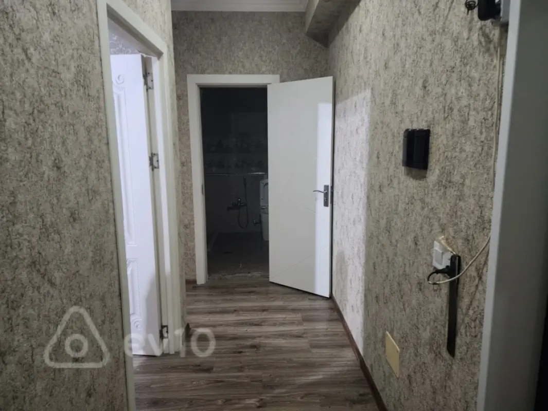 Kirayə verilir 2 otaqlı yeni tikili 50 m²