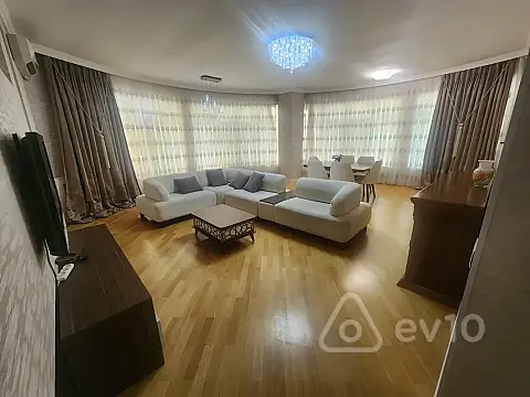 Kirayə verilir 4 otaqlı yeni tikili 175 m² — Bakı, Nərimanov 4 otaq 175.00 m²