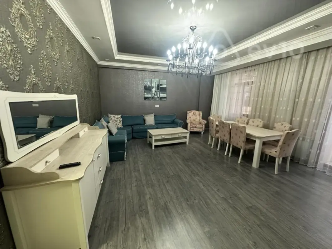 Kirayə verilir 3 otaqlı yeni tikili 110 m²