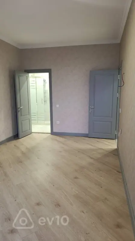 Satılır 2 otaqlı yeni tikili 77 m²