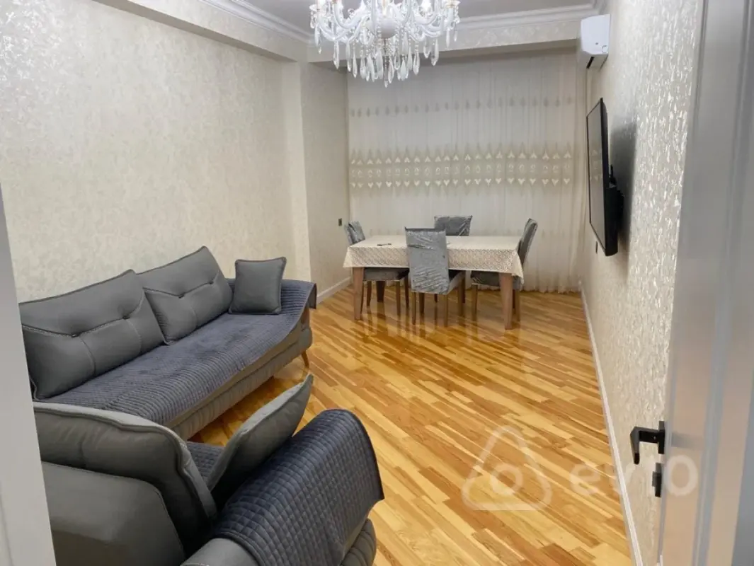 Kirayə verilir 3 otaqlı yeni tikili 120 m²