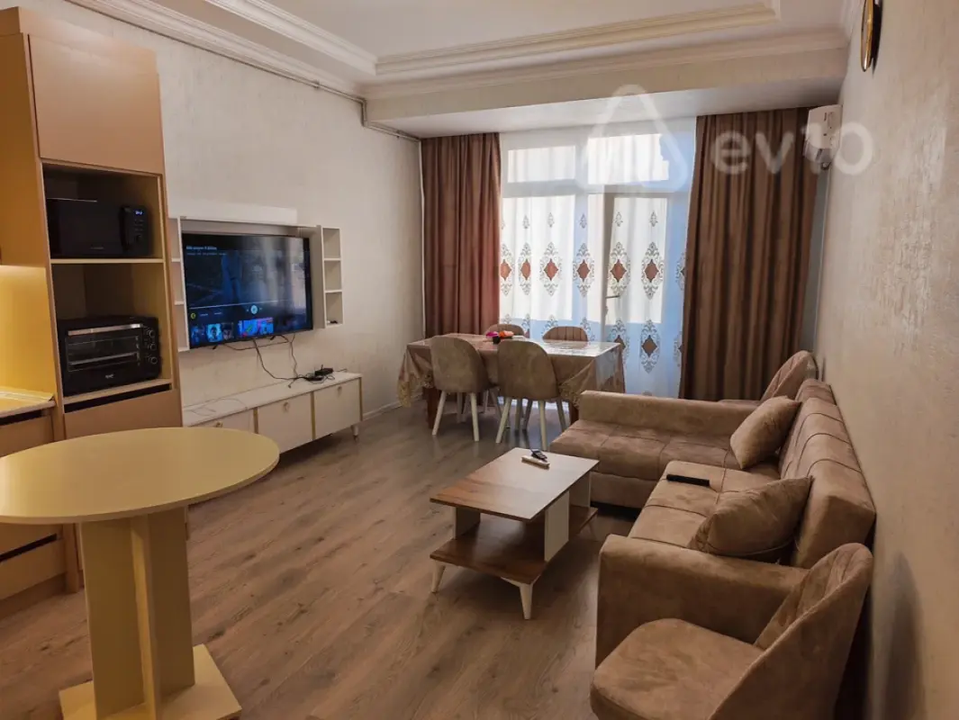 Kirayə verilir 3 otaqlı yeni tikili 110 m²