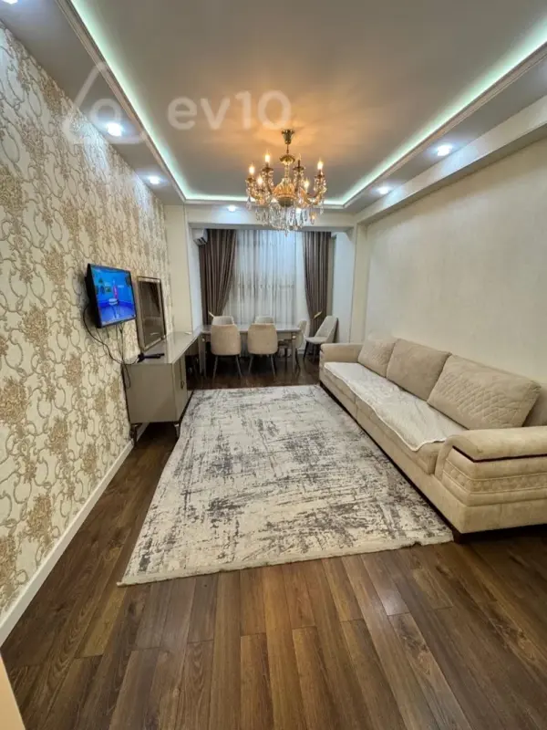 Kirayə verilir 2 otaqlı yeni tikili 65 m²