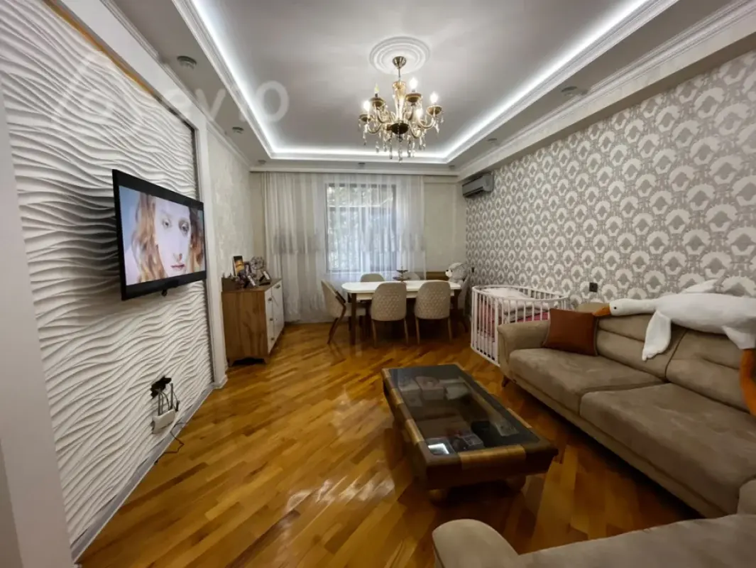 Kirayə verilir 2 otaqlı yeni tikili 75 m²