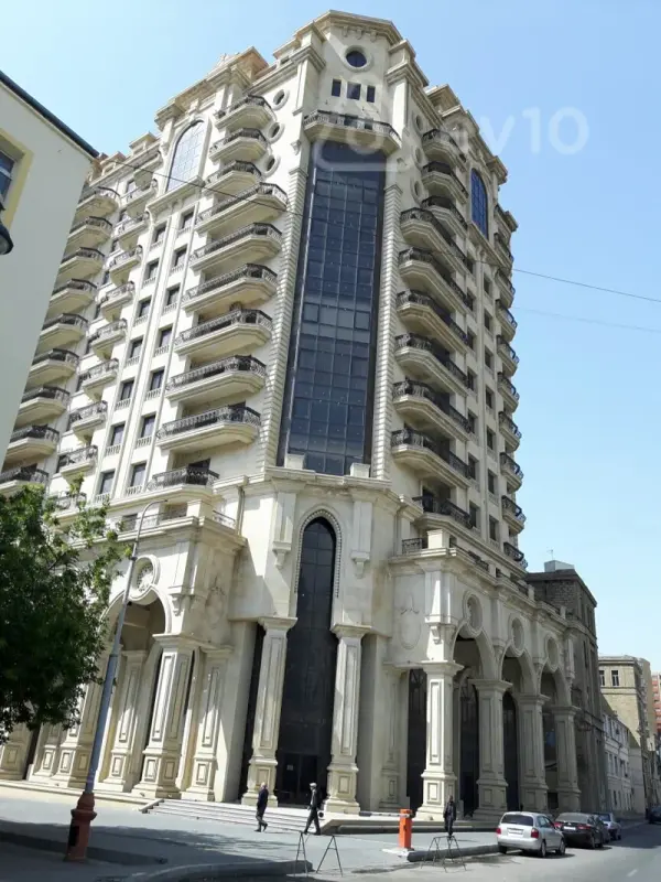 Kirayə verilir 3 otaqlı yeni tikili 110 m²