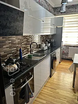 Kirayə verilir 2 otaqlı yeni tikili 76 m² — Xırdalan 2 otaq 76.00 m²