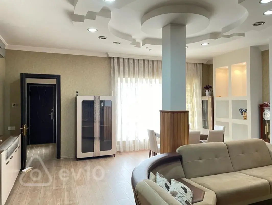 Kirayə verilir 4 otaqlı həyət evi 180 m²