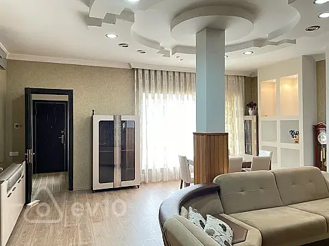 Kirayə verilir 4 otaqlı həyət evi 180 m² — Bakı, Səbail 4 otaq 180.00 m²