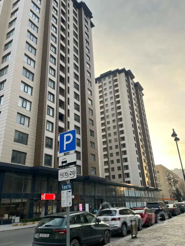 Satılır 2 otaqlı yeni tikili 77 m²
