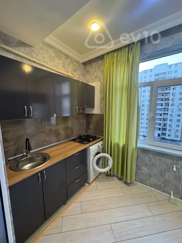 Kirayə verilir 2 otaqlı yeni tikili 50 m²