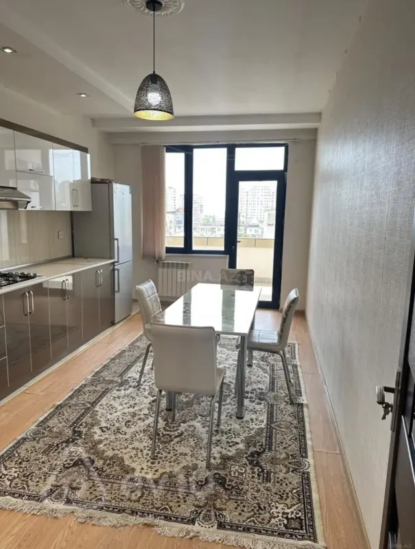 Kirayə verilir 3 otaqlı ofis 150 m²