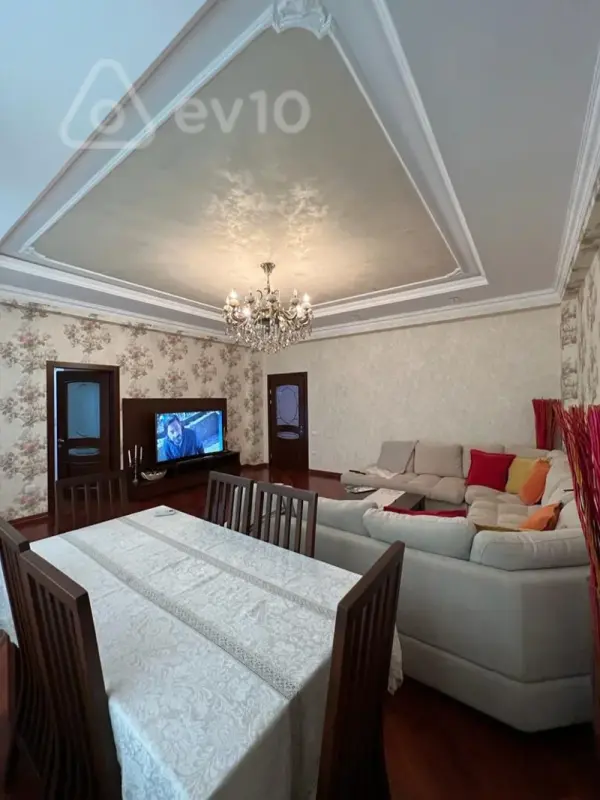 Satılır 2 otaqlı yeni tikili 120 m²