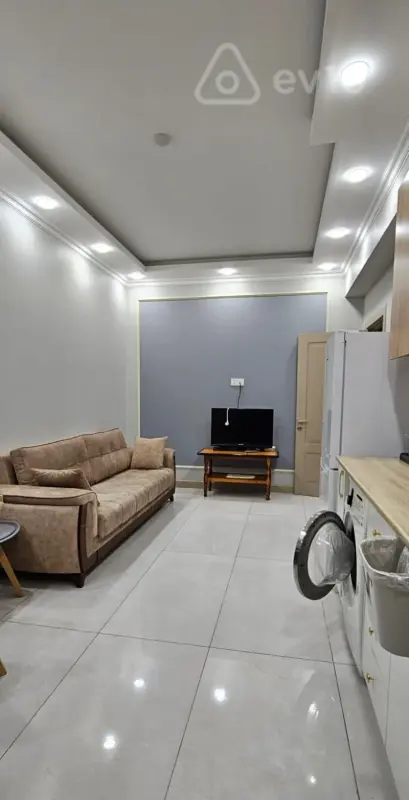 Kirayə verilir 2 otaqlı yeni tikili 58 m²