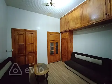 Kirayə verilir 1 otaqlı köhnə tikili 50 m² — Bakı, Səbail 1 otaq 50.00 m²