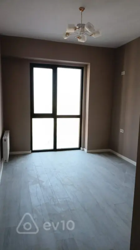 Satılır 31 otaqlı yeni tikili 80 m²