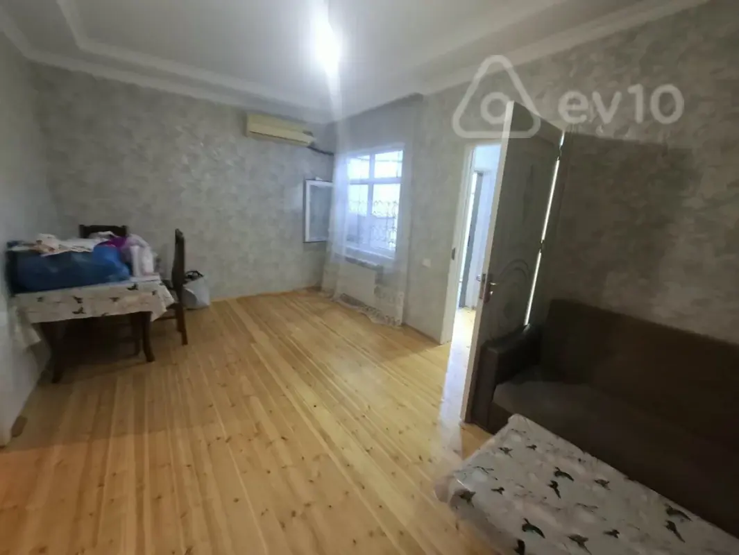 Satılır 2 otaqlı həyət evi 45 m²