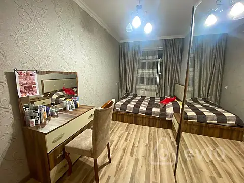 Kirayə verilir 2 otaqlı köhnə tikili 64 m² — Bakı, Abşeron 2 otaq 64.00 m²