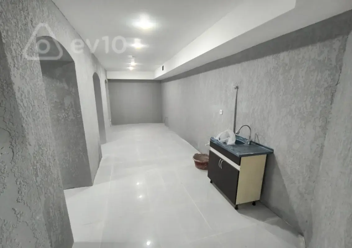 Kirayə verilir mənzil 150 m²
