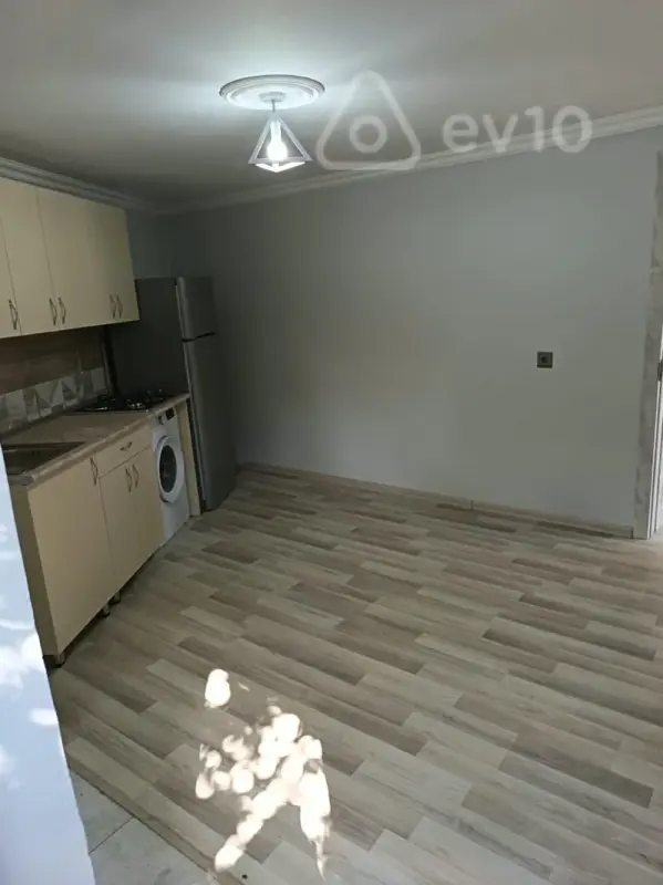 Kirayə verilir 2 otaqlı həyət evi 45 m²