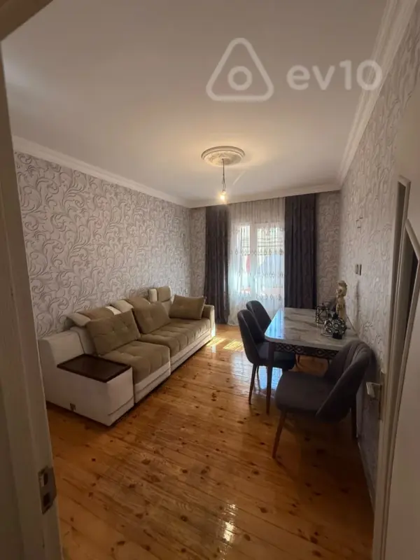 Kirayə verilir 2 otaqlı yeni tikili 60 m²