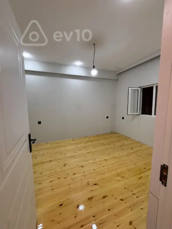 Kirayə verilir 2 otaqlı yeni tikili 44 m²
