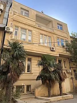 Kirayə verilir 8 otaqlı ofis 850 m² — Bakı, Nərimanov 8 otaq 850.00 m²