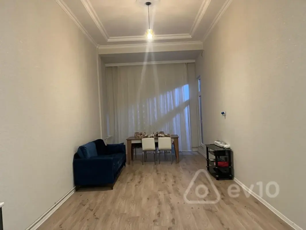 Kirayə verilir 2 otaqlı yeni tikili 75 m²