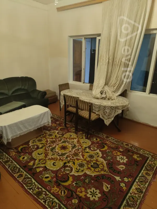 Kirayə verilir 2 otaqlı həyət evi 66 m²