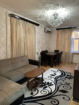 Kirayə verilir 2 otaqlı köhnə tikili 60 m² — Bakı, Nizami 2 otaq 60.00 m²