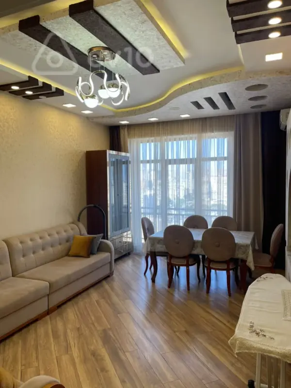 Kirayə verilir 2 otaqlı yeni tikili 55 m²