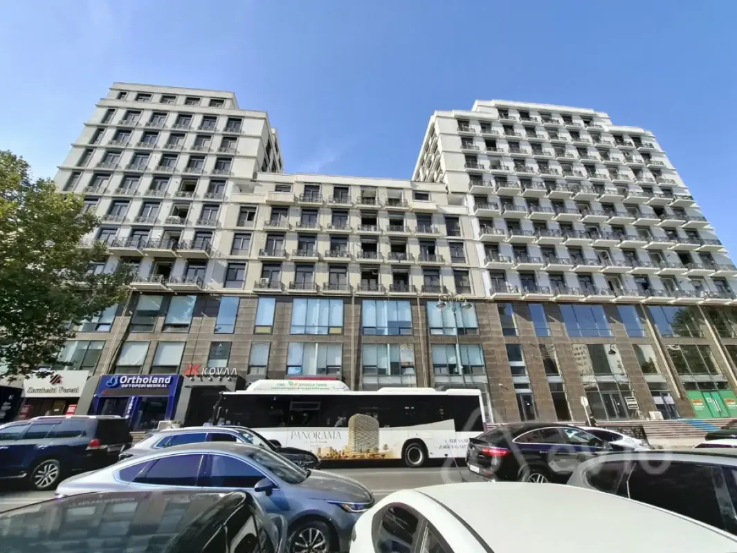 Satılır 4 otaqlı yeni tikili 150 m²