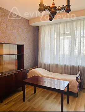 Kirayə verilir 2 otaqlı köhnə tikili 50 m² — Bakı, Nərimanov 2 otaq 50.00 m²