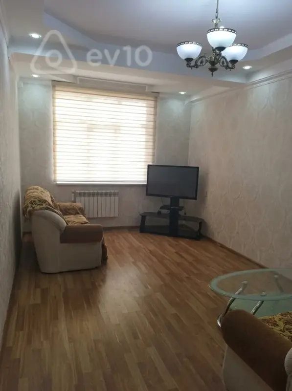 Kirayə verilir 2 otaqlı yeni tikili 70 m²
