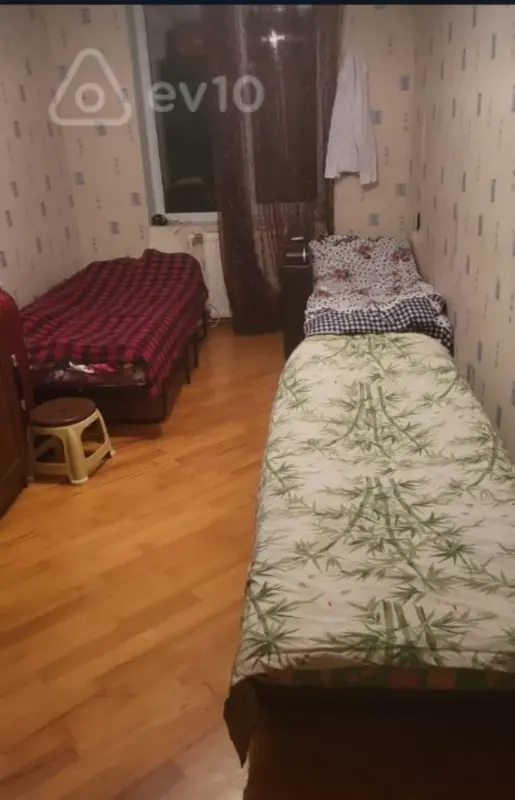 Kirayə verilir 3 otaqlı köhnə tikili 85 m²