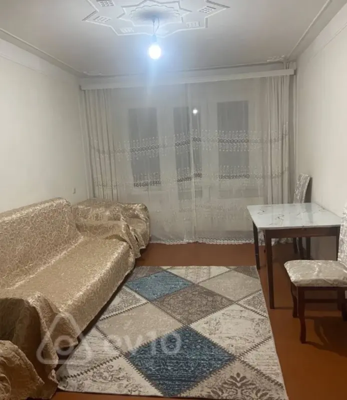 Kirayə verilir 1 otaqlı köhnə tikili 40 m²