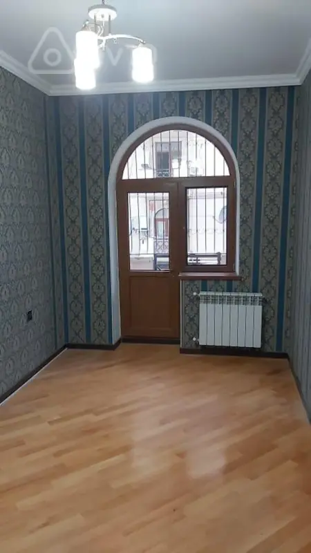 Kirayə verilir 2 otaqlı yeni tikili 60 m²