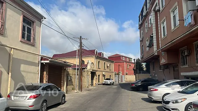 Satılır torpaq sahəsi — Xırdalan