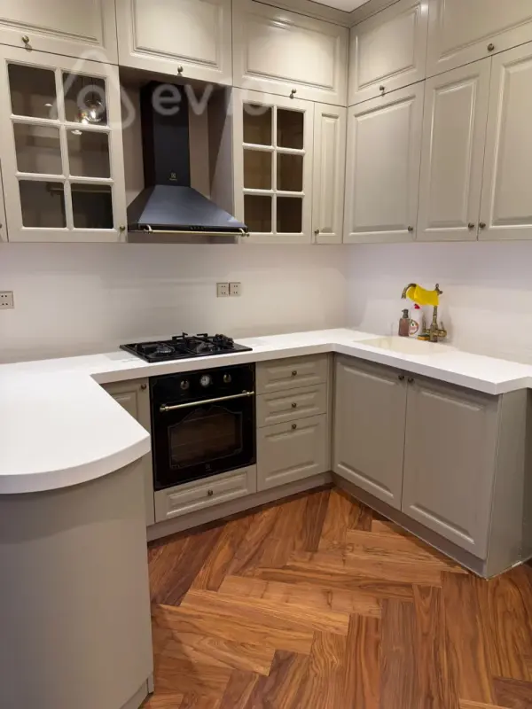 Kirayə verilir 2 otaqlı yeni tikili 75 m²