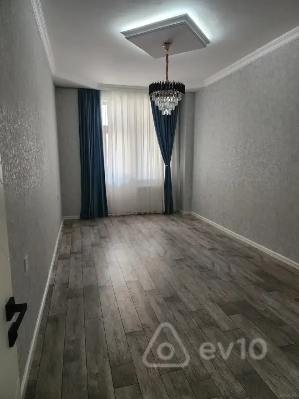 Kirayə verilir 2 otaqlı yeni tikili 90 m²
