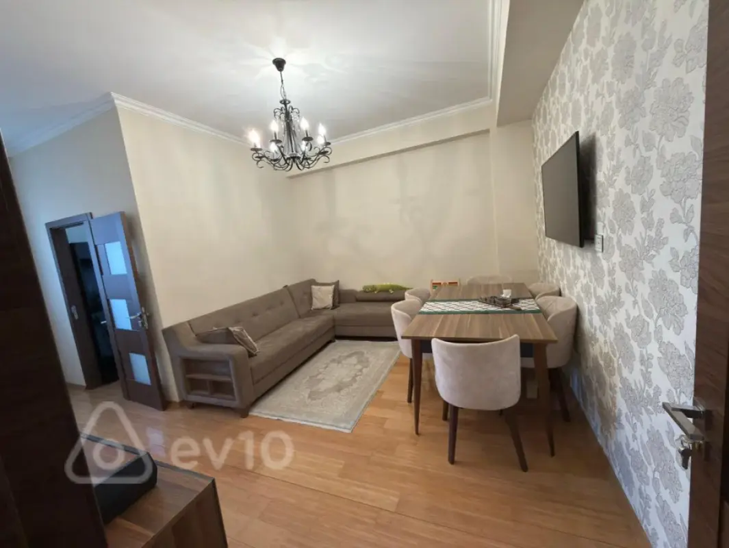 Kirayə verilir 2 otaqlı yeni tikili 55 m²
