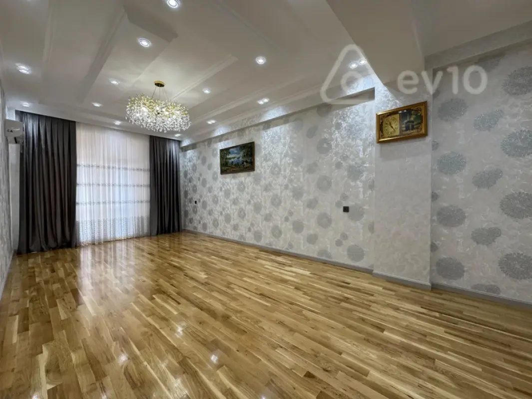 Satılır 3 otaqlı yeni tikili 126 m²