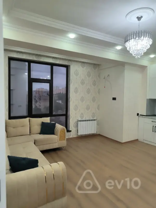 Kirayə verilir 3 otaqlı yeni tikili 100 m²