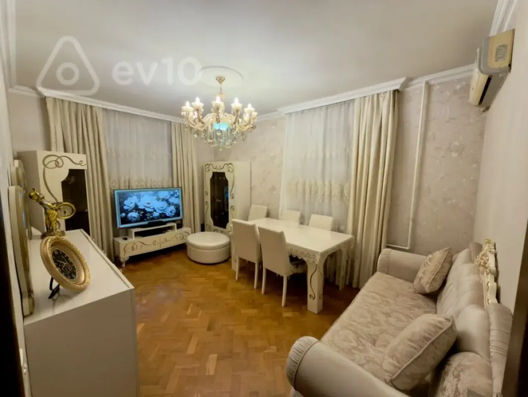 Satılır 2 otaqlı yeni tikili 70 m²