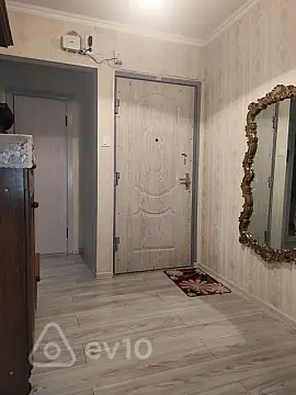Satılır 4 otaqlı köhnə tikili 100 m² — Bakı, Nizami 4 otaq 100.00 m²