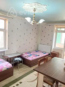 Kirayə verilir 2 otaqlı köhnə tikili 60 m² — Bakı, Nizami 2 otaq 60.00 m²